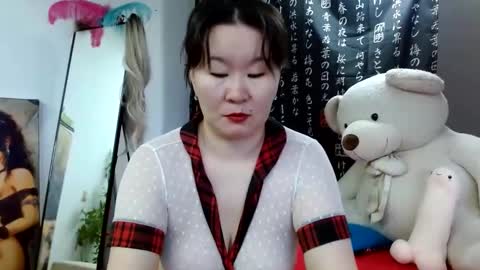 Snapshot of akira_xx chatting on 01.31.25 Akira online show from 01.31.25