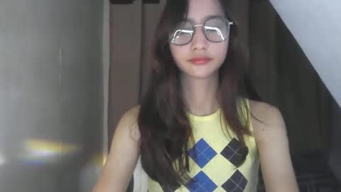 akira_z101 online show from 02.13.25