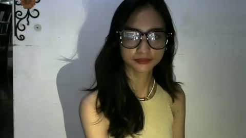 akira_z101 online show from 10.24.25