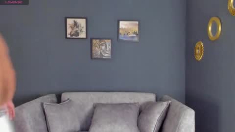 Snapshot of akon_2 chatting on 03.03.26 Akoon online show from 03.03.26