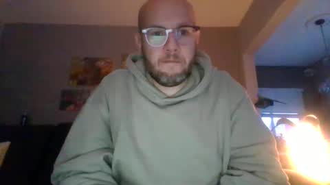 Snapshot of akpchi1984 chatting on 12.19.24 akpchi1984 online show from 12.19.24