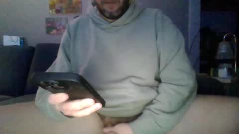 Snapshot of akpchi1984 chatting on 01.10.25 akpchi1984 online show from 01.10.25