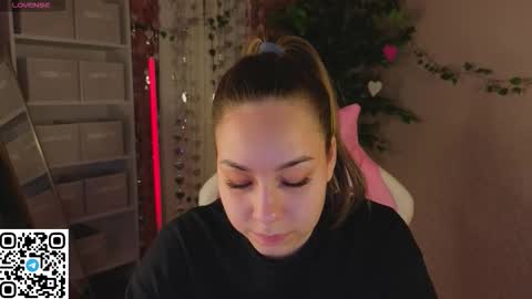 Snapshot of al1ice_moures chatting on 02.14.26 Al1ice online show from 02.14.26