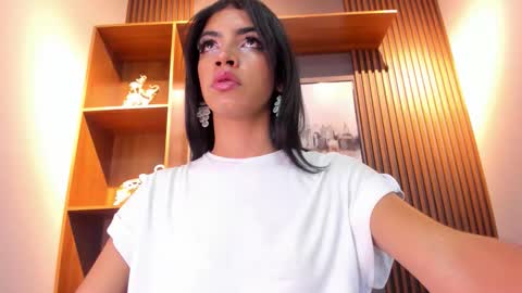 Alahia Rodriguez online show from 01.08.26