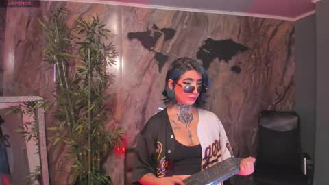 ALAHIA online show from 03.25.26