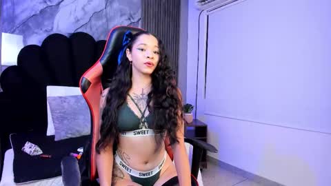 Snapshot of alahyapalmer_ chatting on 09.16.25 alahyapalmer_ online show from 09.16.25