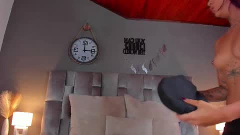 Snapshot of alaiarogers chatting on 02.22.25 Alaia online show from 02.22.25