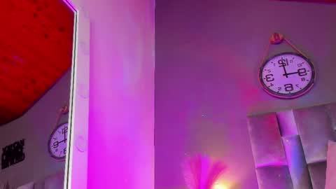 Snapshot of alaiarogers chatting on 03.03.25 Alaia online show from 03.03.25