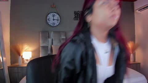 Snapshot of alaiarogers chatting on 03.05.25 Alaia online show from 03.05.25