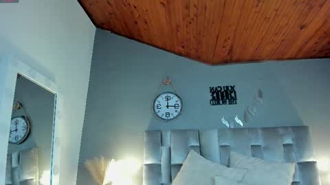 Snapshot of alaiarogers chatting on 03.10.25 Alaia online show from 03.10.25