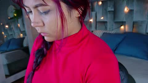 Snapshot of alaiarogers chatting on 10.09.25 Alaia online show from 10.09.25