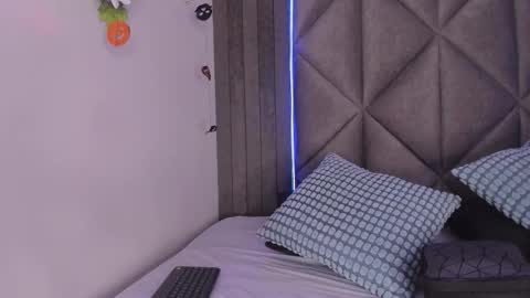 Snapshot of alaiarogers chatting on 10.27.25 Alaia online show from 10.27.25