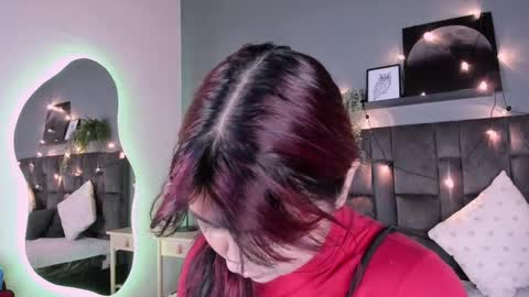 Snapshot of alaiarogers chatting on 11.03.25 Alaia online show from 11.03.25