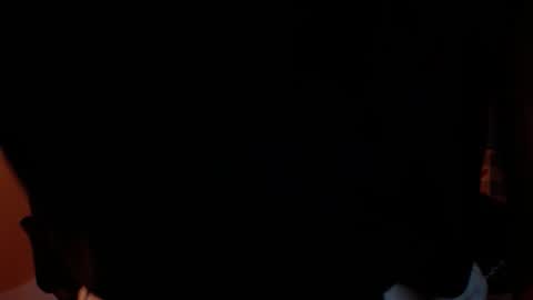 Snapshot of alaiarogers chatting on 11.12.25 Alaia online show from 11.12.25