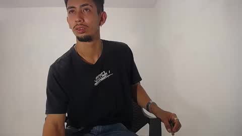 Snapshot of alan_gay chatting on 10.15.25 Alan online show from 10.15.25