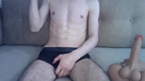 Snapshot of alan_mil chatting on 06.08.26 alan_mil online show from 06.08.26