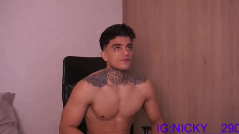 Snapshot of alan_morrys chatting on 12.17.25 alan_morrys online show from 12.17.25