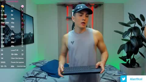 Snapshot of alan_nd_kevin chatting on 12.20.25 Alan Kevin can we reach 100 thumbs up please guys online show from 12.20.25