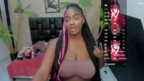 Snapshot of alana_bonny chatting on 11.10.25 Alana online show from 11.10.25