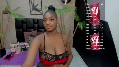 Snapshot of alana_bonny chatting on 12.18.25 Alana online show from 12.18.25