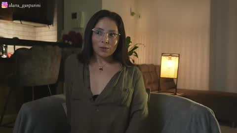 Snapshot of alana_gasparani chatting on 02.21.26 Alana Gasparini online show from 02.21.26