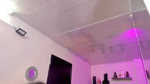 Maeve  online show from 02.09.25