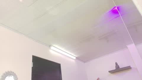 Maeve  online show from 10.26.25