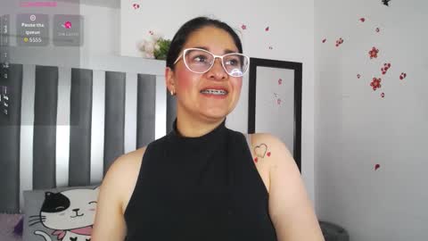 Snapshot of alana_steel_1 chatting on 10.21.25 Alana online show from 10.21.25