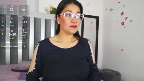 Snapshot of alana_steel_1 chatting on 10.23.25 Alana online show from 10.23.25