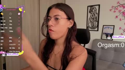 Snapshot of alana_willians chatting on 04.07.26 alana online show from 04.07.26