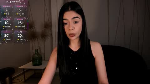 Snapshot of alanacraft chatting on 12.17.25 Alana online show from 12.17.25