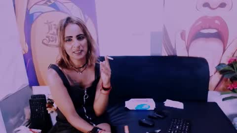 alanadelray online show from 01.06.25