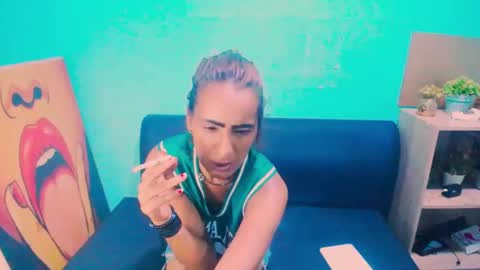 alanadelray online show from 01.11.25