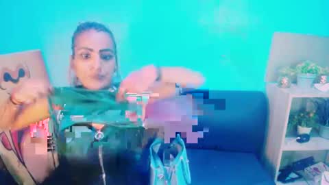 alanadelray online show from 01.20.25