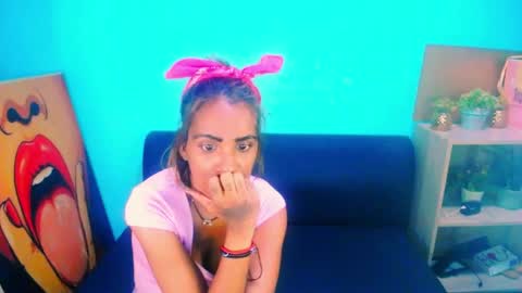 alanadelray online show from 01.24.25