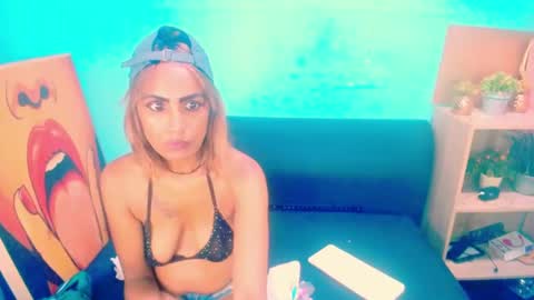 alanadelray online show from 01.26.25