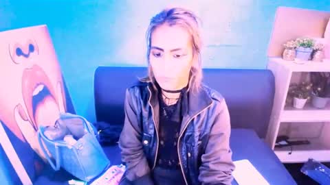 alanadelray online show from 02.11.25