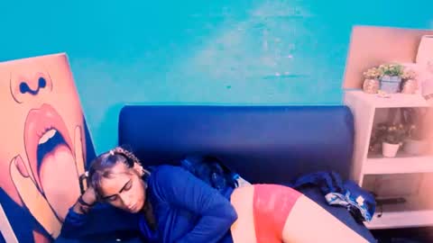 alanadelray online show from 02.20.25