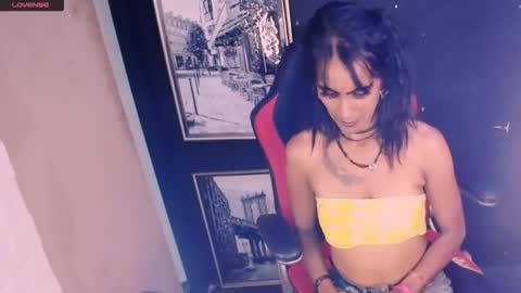 alanadelray online show from 10.30.25