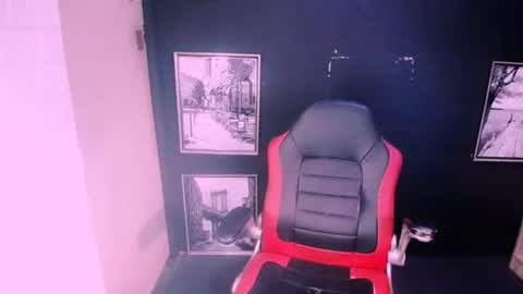 alanadelray online show from 11.20.25