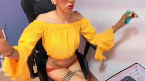 Alanah Prestoon online show from 09.30.25