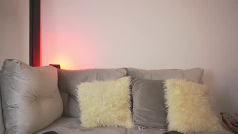 Snapshot of alanajoness chatting on 12.21.25 Alanna online show from 12.21.25