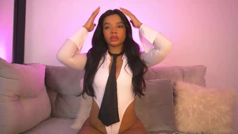 Snapshot of alanajoness chatting on 02.08.26 Alanna online show from 02.08.26