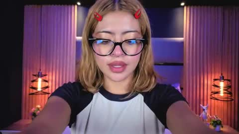 Sasha online show from 04.19.26