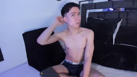 alanblack1 online show from 10.22.25