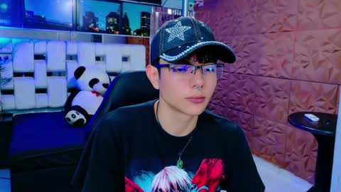 Snapshot of alandelrey57 chatting on 12.02.25 ALAN DEL REY online show from 12.02.25