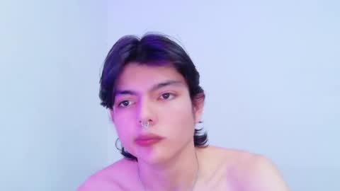 ALAN DEL REY online show from 04.10.26