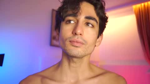 idenavarre online show from 12.23.24