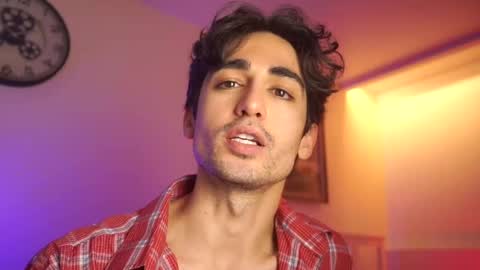 idenavarre online show from 12.24.24