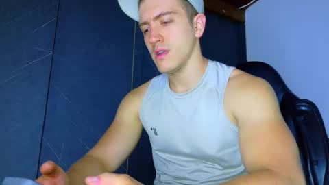 Snapshot of alanferrer chatting on 02.21.26 Alan Ferrer online show from 02.21.26